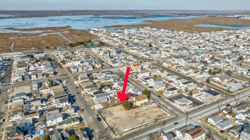 103 W 22nd Ave, North Wildwood, NJ, 08260-2501 | Card Image
