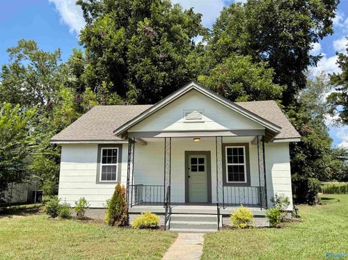 508 Doyle St, Gadsden, AL, 35903-1721 | Card Image