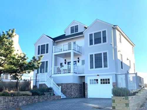 949B Dune Rd, Westhampton Beach, NY, 11978 | Card Image