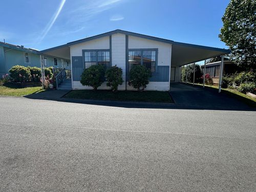 185 Empire Dr, Fortuna, CA, 95540-3445 | Card Image