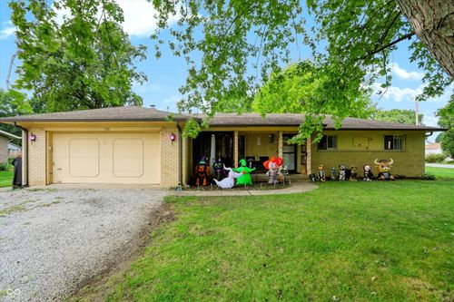 166 Altum Ct, Bargersville, IN, 46106-8906 | Card Image