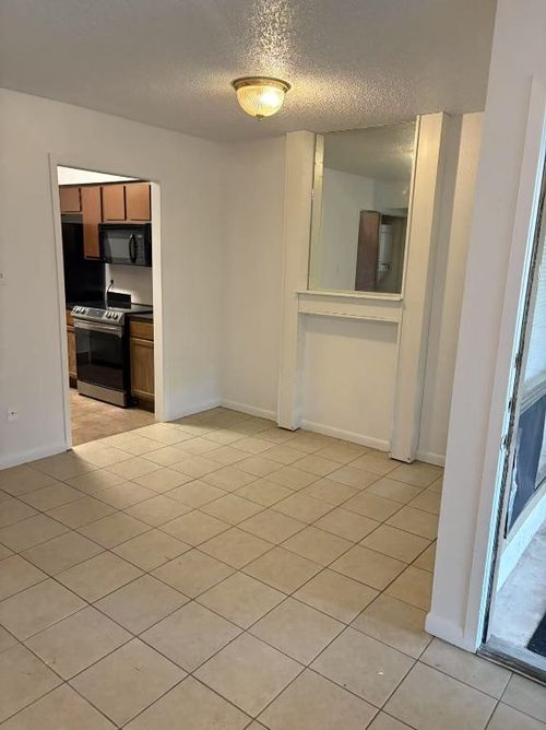apt-141-1705 Crossing Pl, Austin, TX, 78741-3231 | Card Image