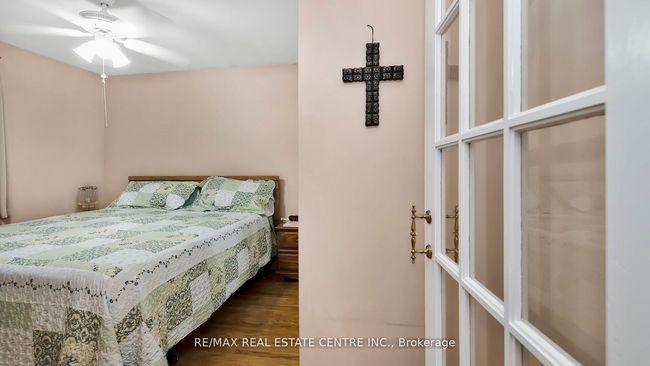 57 Archdekin Dr, House attached with 4 bedrooms, 2 bathrooms and 4 parking in Brampton ON | Image 22