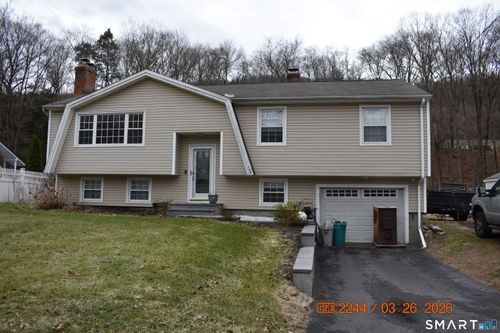 100 Beacon Valley Rd, Beacon Falls, CT, 06403-4911 | Card Image
