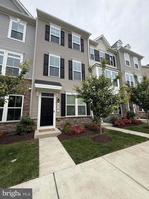 318 Patterson Park Rd, FREDERICK, MD, 21703-6347 | Card Image