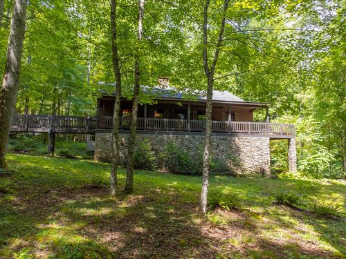 1300-1221- Sam Cv, Robbinsville, NC, 28771-0500 | Card Image