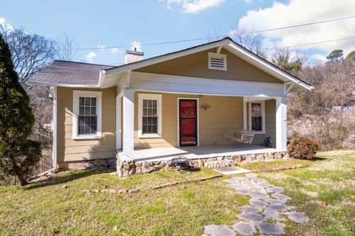 3122 Navajo Dr, Chattanooga, TN, 37411-5015 | Card Image