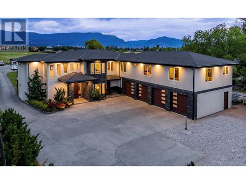 3666 Benvoulin Rd, Kelowna, BC, V1W4M7 | Card Image