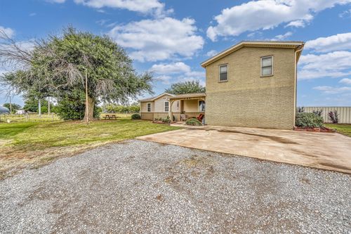 125 Harrison St, Vernon, TX, 76384-3325 | Card Image