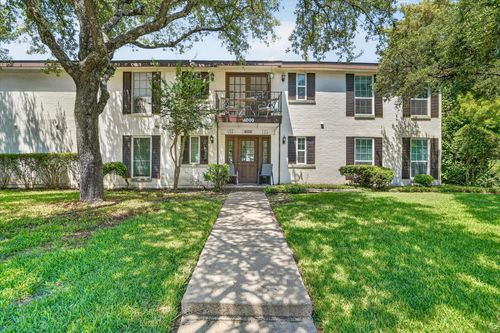 u-4000 Ridglea Country Club Dr, Fort Worth, TX, 76126-2324 | Card Image