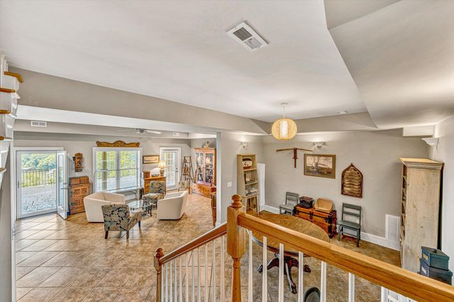 220 Village Lane (42) | Image 34