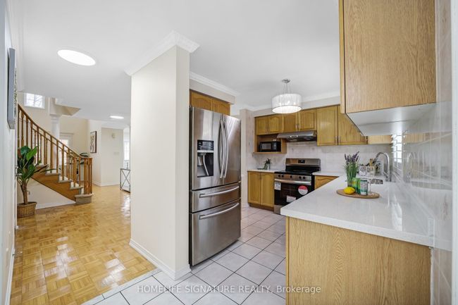 50 Marbleseed Cres, House other with 6 bedrooms, 4 bathrooms and 4 parking in Brampton ON | Image 12
