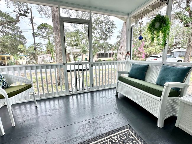 12409 Live Oak St, House other with 2 bedrooms, 1 bathrooms and 1 parking in CEDAR KEY FL | Image 8