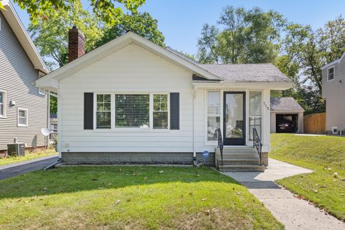 115 S Thompson St, Jackson, MI, 49203-1528 | Card Image