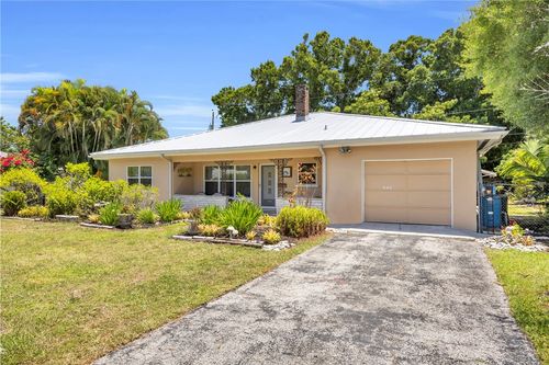 843 22nd Pl, Vero Beach, FL, 32960-5186 | Card Image