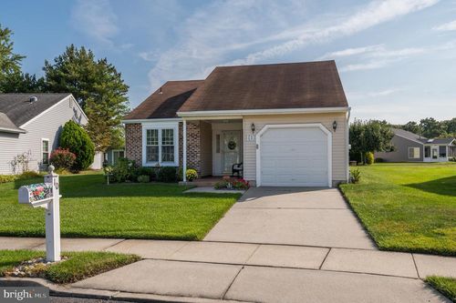 10 Gretna Ct, MOUNT LAUREL, NJ, 08054-3036 | Card Image