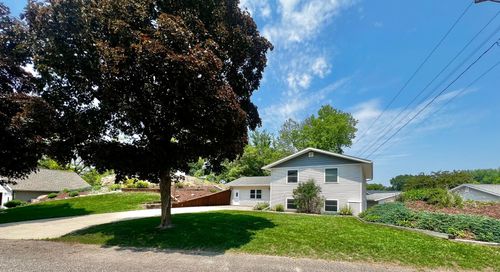 860 11th Ave, Granite Falls, MN, 56241-1234 | Card Image