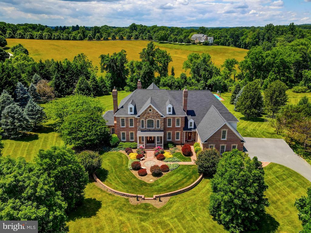 Brett Manor Ct, Cockeysville, MD 21030
