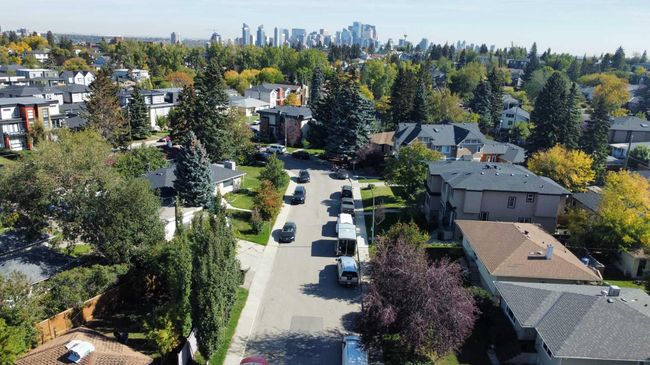 2313 Osborne Cres Sw, House detached with 4 bedrooms, 2 bathrooms and 4 parking in Calgary AB | Image 7
