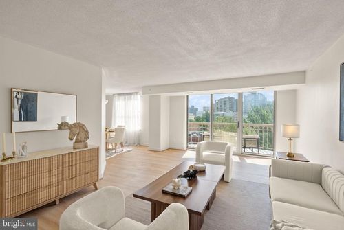 706-5000 Battery Ln, BETHESDA, MD, 20814-2659 | Card Image