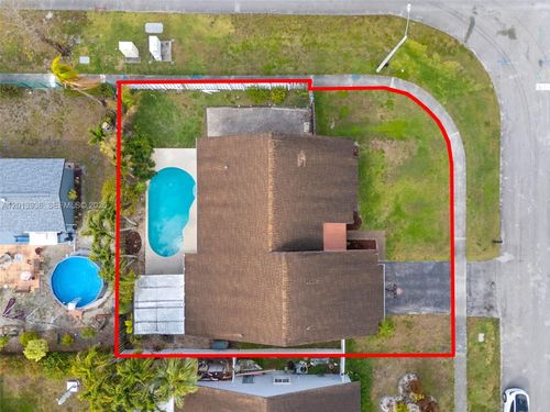 8650 Nw 46th Ct, Lauderhill, FL, 33351-5427 | Card Image