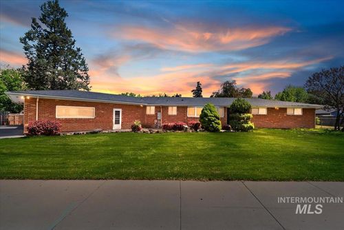 1810 N Maple Grove, Boise, ID, 83704 | Card Image