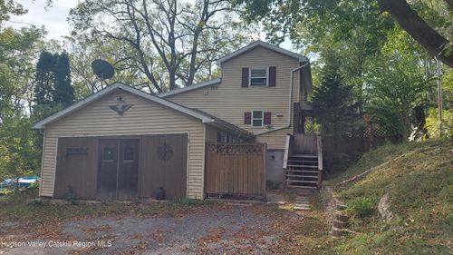 125 Post St, Saugerties, NY, 12477-1604 | Card Image