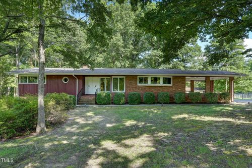 2203 Belmont Dr, Reidsville, NC, 27320-6803 | Card Image