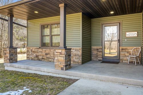 W25573 Timothy Lane, Trempealeau, WI, 54661 | Card Image