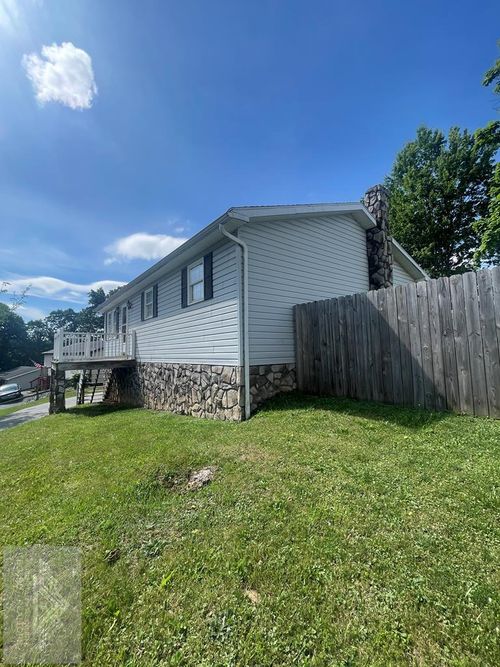 101 Bish Ave, Princeton, WV, 24740-8874 | Card Image