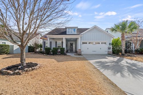 35 Foxpath Ln, Bluffton, SC, 29910-9352 | Card Image