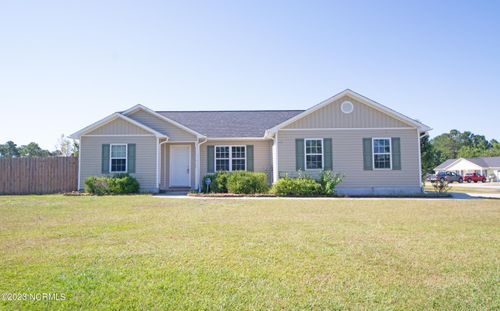211 Michel Ct, Hubert, NC, 28539-3794 | Card Image
