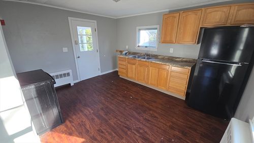 1-5 East St, Ware, MA, 01082 | Card Image