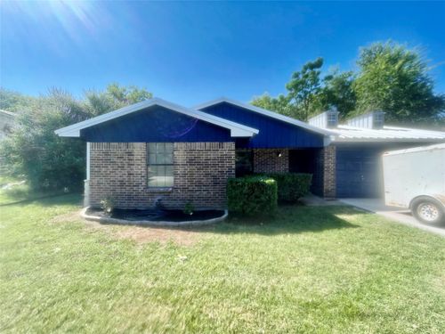 1729 W Doyle St, Granbury, TX, 76048-2380 | Card Image
