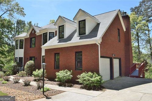 3715 Millers Pond Way, Snellville, GA, 30039-5253 | Card Image