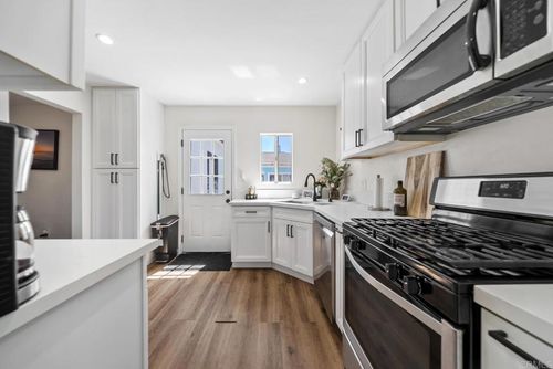 2330 Di Foss St, Lemon Grove, CA, 91945-3827 | Card Image