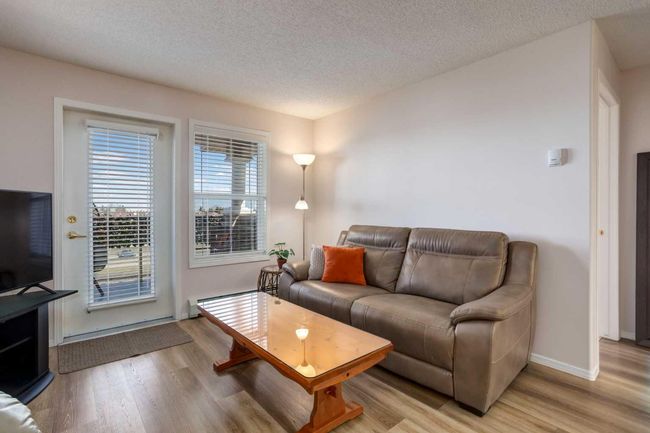 3414 - 3000 Millrise Pt Sw, Condo with 2 bedrooms, 2 bathrooms and 1 parking in Calgary AB | Image 9