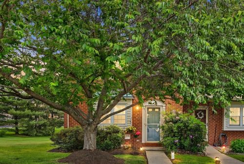 701 Village Green Dr, GILBERTSVILLE, PA, 19525-9523 | Card Image