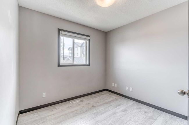 6 Bridlecrest Boulevard Sw, Home with 3 bedrooms, 2 bathrooms and 2 parking in Calgary AB | Image 19