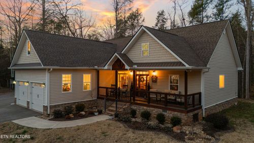 2116 Cub Circle, Sevierville, TN, 37862 | Card Image
