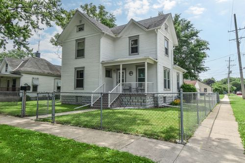 904 E Madison St, Pontiac, IL, 61764-2109 | Card Image