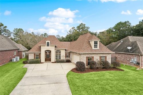 829 Sand Fox Run, Madisonville, LA, 70447-3145 | Card Image