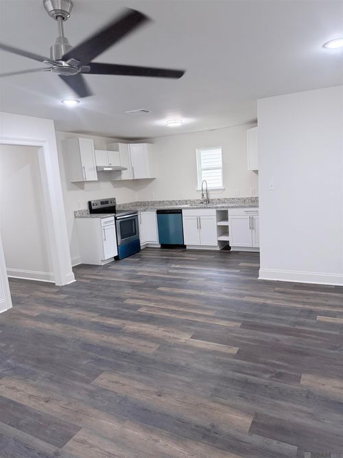 38254 Shelby Dr, Denham Springs, LA, 70706-1207 | Card Image