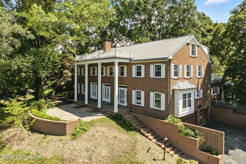 123 Arrowhead Rd, Louisville, KY, 40207-1535 | Card Image