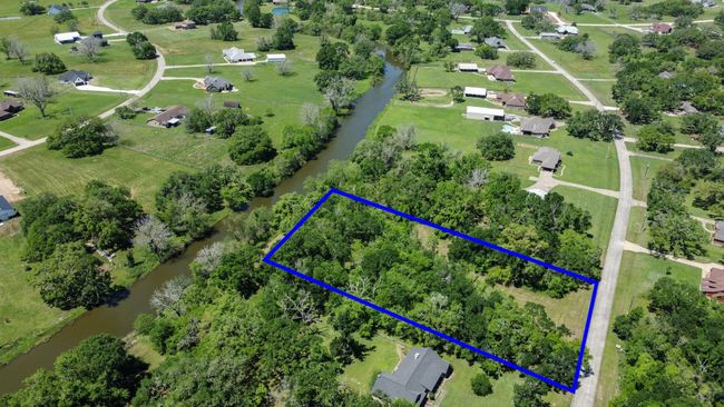 1126 Bronco Trl, Home with 0 bedrooms, 0 bathrooms and null parking in Angleton TX | Image 15