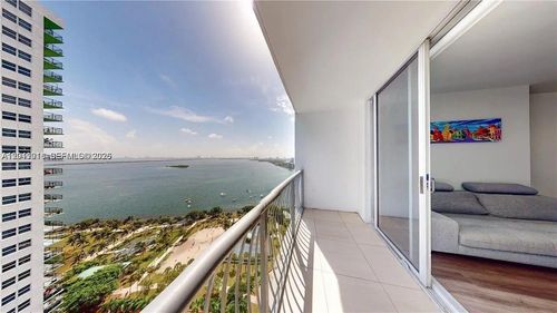 2803-1750 N Bayshore Dr, Miami, FL, 33132-3210 | Card Image