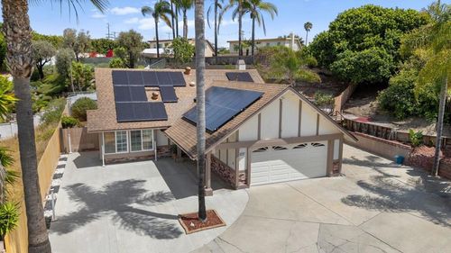 939 Chablis Lane, Vista, CA, 92083 | Card Image