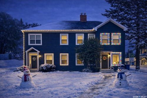 a-andamp-b-422 St Mary St, Esterhazy, SK, S0A0X0 | Card Image