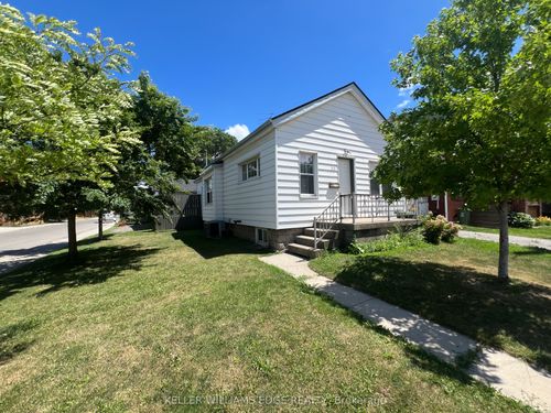 56 Garside Ave N, Hamilton, ON, L8H4W2 | Card Image