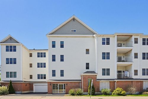 205-51 Pearl St, Malden, MA, 02148-5462 | Card Image
